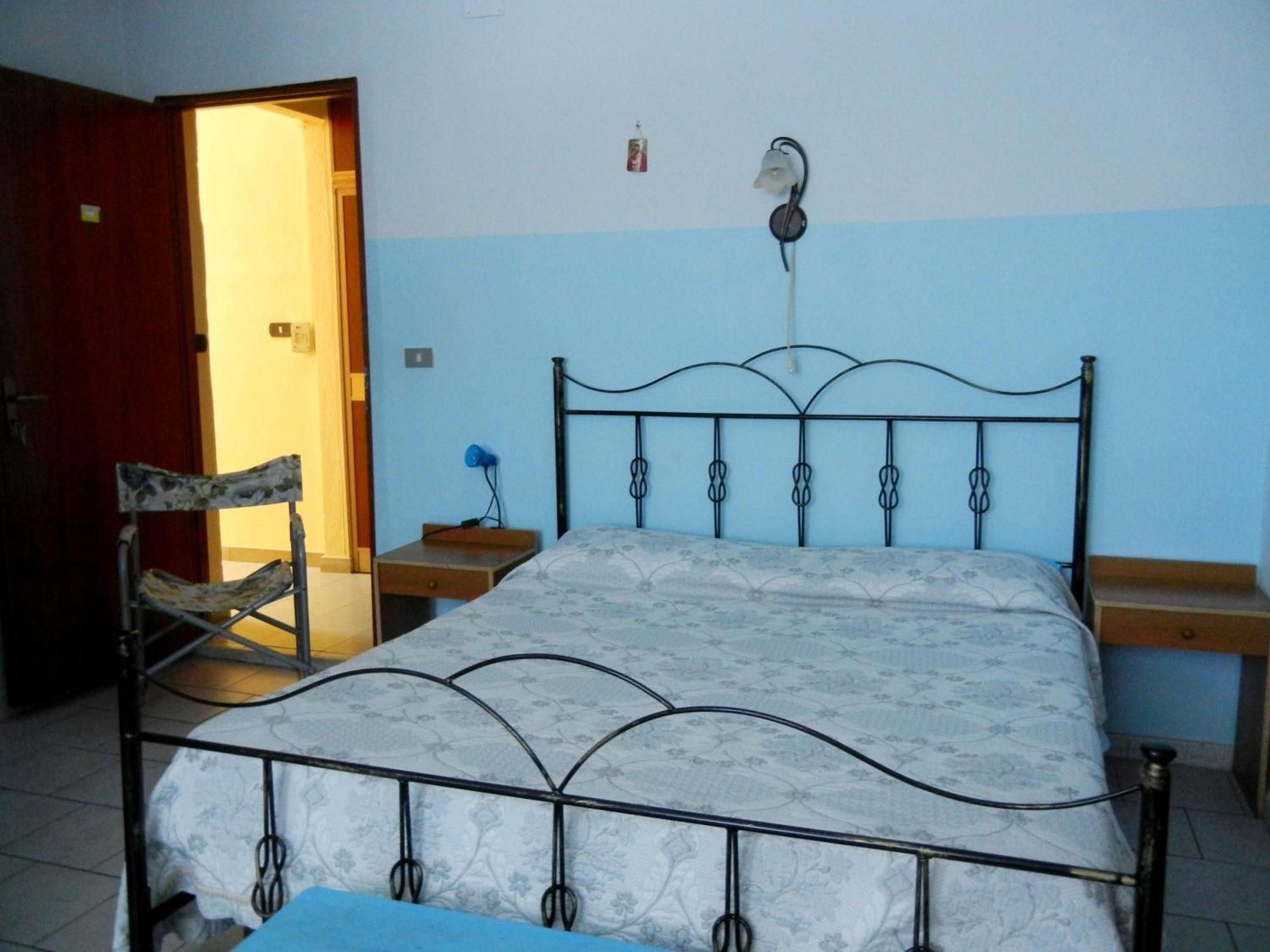 B&B La Pineta Reggio Calabria Exterior photo